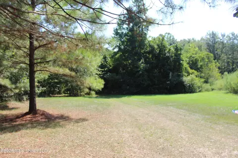 2115 Gene Rd, Brookhaven, MS 39601 photo 2
