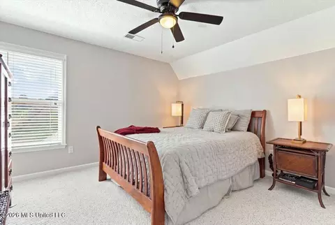Bedroom - 7116 Apache Dr, Olive Branch, MS 38654 photo 4 of 6