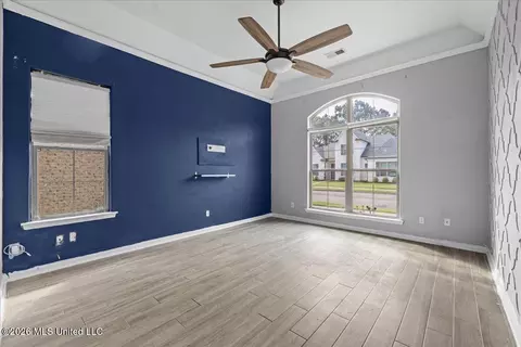 Living - 5864 Stonecrest Dr, Olive Branch, MS 38654 photo 3 of 4