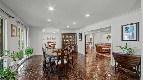 Dining - 1955 Douglass Dr, Jackson, MS 39211 photo 2 of 5