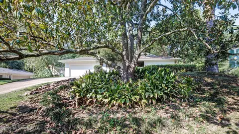 Exterior - 1955 Douglass Dr, Jackson, MS 39211 photo 5 of 20