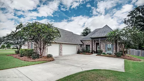Exterior - 114 First Colony Blvd, Madison, MS 39110 photo 2 of 7
