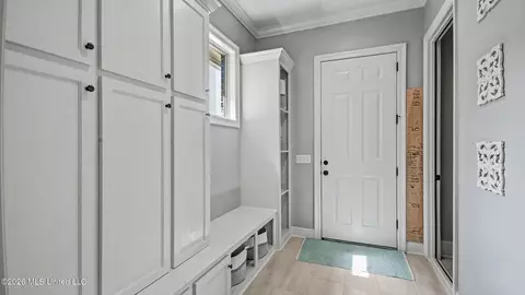 Entry Way - 114 First Colony Blvd, Madison, MS 39110 photo 2 of 3