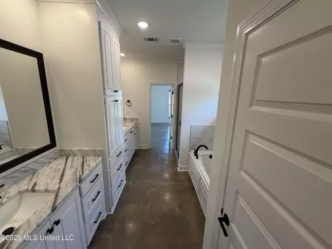 Entry Way - 303 Tremont Dr, Florence, MS 39073 photo 2 of 3