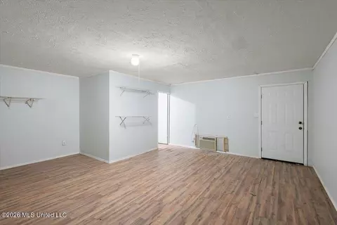 Living - 1446 Lakeview Ave, Jackson, MS 39212 photo 1 of 1