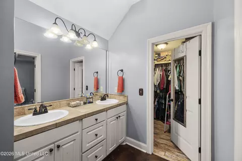 Other - 376 Austin Cir, Brandon, MS 39047 photo 2 of 4