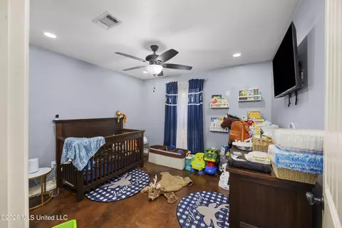 Bedroom - 376 Austin Cir, Brandon, MS 39047 photo 1 of 5