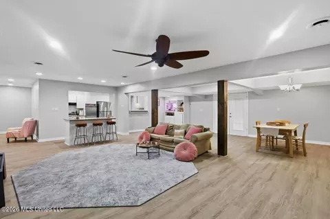 Other - 1435 Kimwood Dr, Jackson, MS 39211 photo 3 of 14