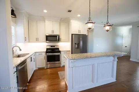 Kitchen - 104 Woodscape Dr, Canton, MS 39046 photo 1 of 1
