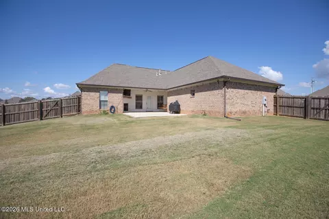 Exterior - 104 Woodscape Dr, Canton, MS 39046 photo 6 of 9