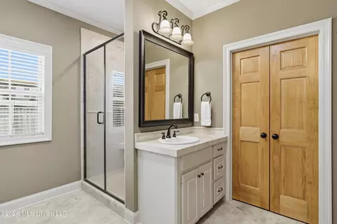 Bath - 135 Martinique Dr, Madison, MS 39110 photo 3 of 5