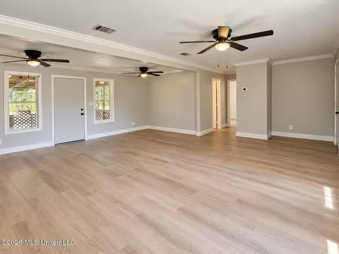 Living - 138 Shepard Cir, Lucedale, MS 39452 photo 3 of 10