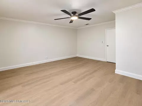 Living - 138 Shepard Cir, Lucedale, MS 39452 photo 9 of 10