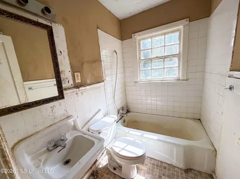 2032 Willow Way, Jackson, MS 39204 photo 7