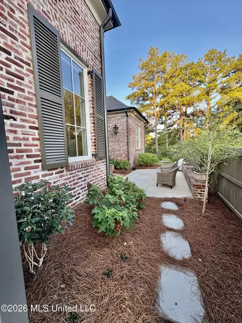 Exterior - 133 Commonwealth Dr, Madison, MS 39110 photo 6 of 9