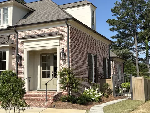 Exterior - 133 Commonwealth Dr, Madison, MS 39110 photo 5 of 9