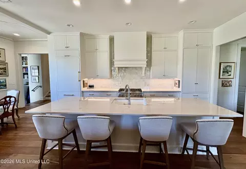 Kitchen - 133 Commonwealth Dr, Madison, MS 39110 photo 2 of 4