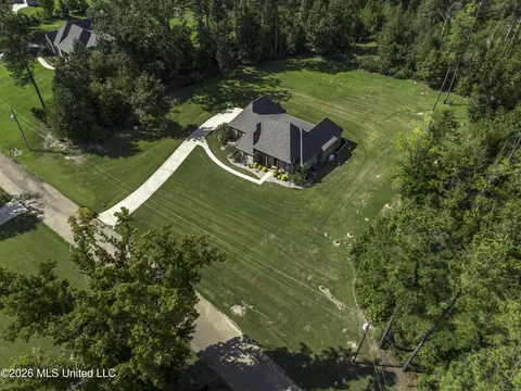 View/Area - 520 Viewpointe Way, Clinton, MS 39056 photo 3 of 18