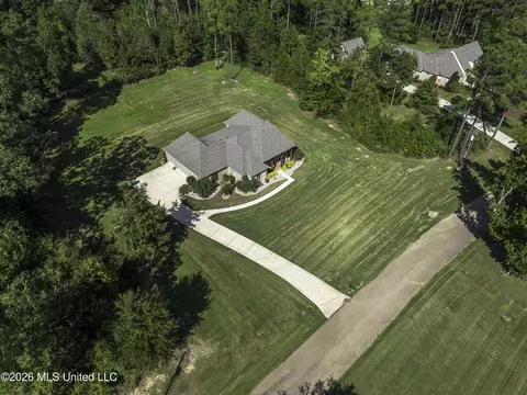 View/Area - 520 Viewpointe Way, Clinton, MS 39056 photo 1 of 18