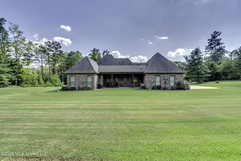 Exterior - 520 Viewpointe Way, Clinton, MS 39056 photo 13 of 20