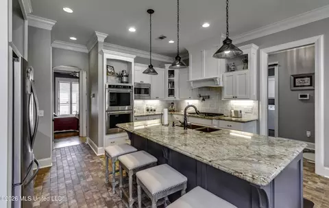 Kitchen - 520 Viewpointe Way, Clinton, MS 39056 photo 2 of 6