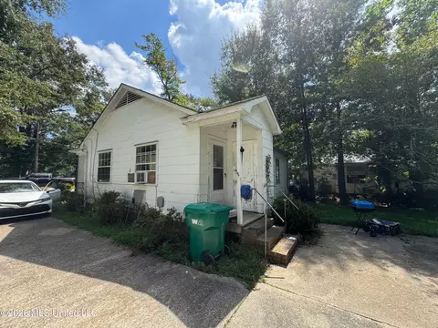 803 Robertson St, Brookhaven, MS 39601 photo 3