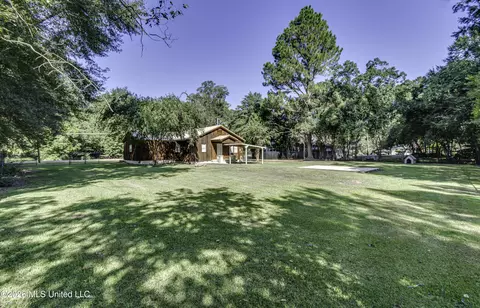 Exterior - 313 SE 5th Ave, Magee, MS 39111 photo 12 of 13