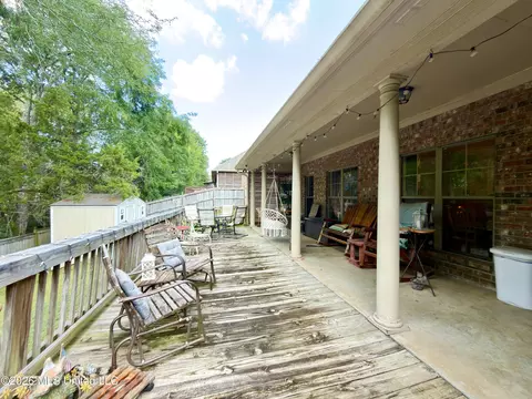 Exterior - 126 Marion Dr, Clinton, MS 39056 photo 7 of 8