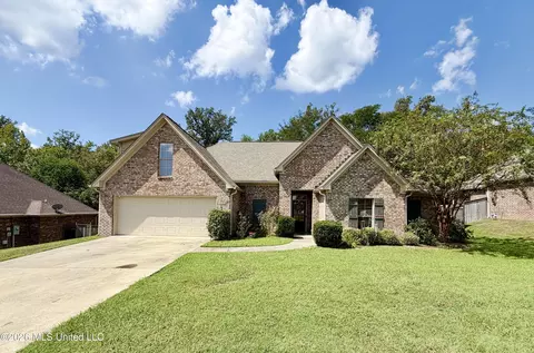 Exterior - 126 Marion Dr, Clinton, MS 39056 photo 2 of 8