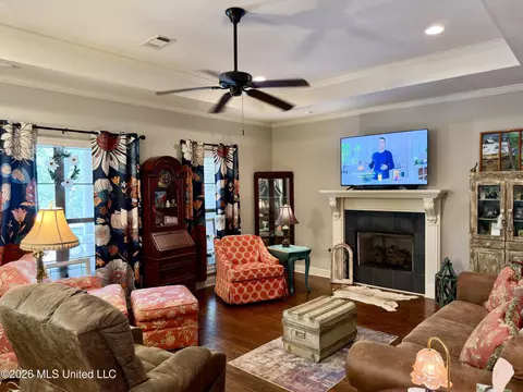 Living - 126 Marion Dr, Clinton, MS 39056 photo 1 of 2