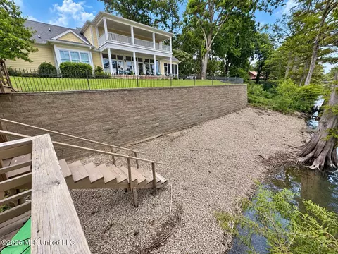 Exterior - 7 Neill Cv, Dundee, MS 38626 photo 15 of 22