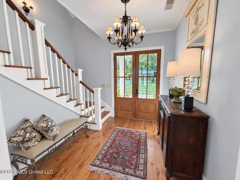 Entry Way - 7 Neill Cv, Dundee, MS 38626 photo 2 of 3