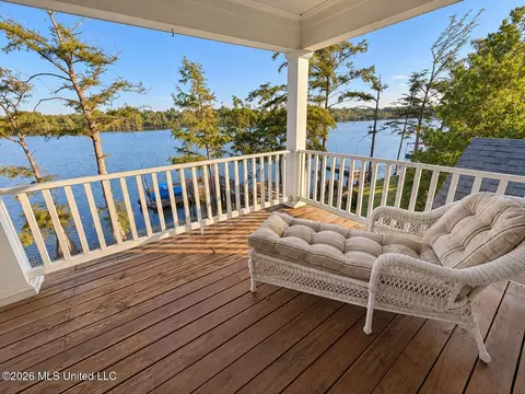 Exterior - 7 Neill Cv, Dundee, MS 38626 photo 8 of 22