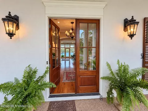 Entry Way - 7 Neill Cv, Dundee, MS 38626 photo 3 of 3