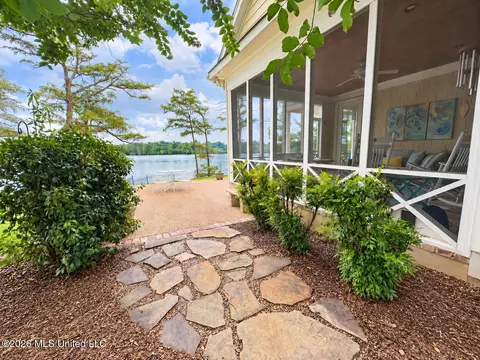Exterior - 7 Neill Cv, Dundee, MS 38626 photo 19 of 22
