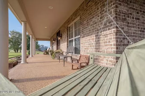 Exterior - 173 Winter Oaks, Lamar, MS 38642 photo 4 of 7