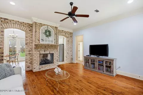 Living - 116 Bridge Walk Dr, Canton, MS 39046 photo 2 of 3