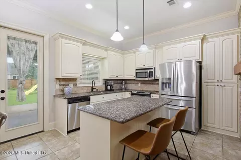 Kitchen - 116 Bridge Walk Dr, Canton, MS 39046 photo 1 of 4