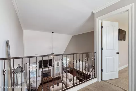 Entry Way - 4558 Bakersfield Dr, Nesbit, MS 38651 photo 5 of 7