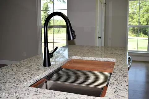 Kitchen - 114 Tacoma Dr, Lucedale, MS 39452 photo 3 of 5