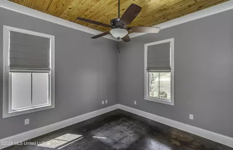 Bedroom - 150 Pine Ridge Cir, Brandon, MS 39047 photo 1 of 18