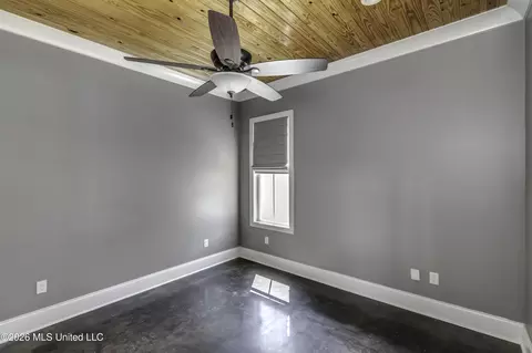 Bedroom - 150 Pine Ridge Cir, Brandon, MS 39047 photo 2 of 18