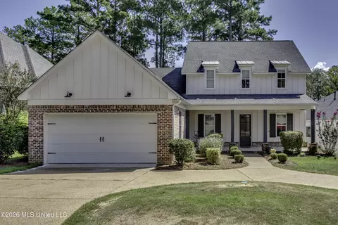 Exterior - 150 Pine Ridge Cir, Brandon, MS 39047 photo 5 of 19