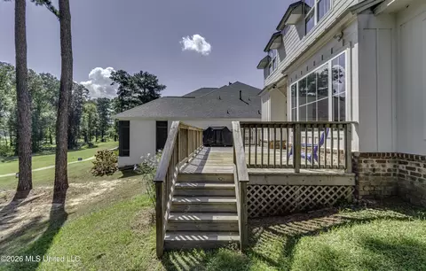 Exterior - 150 Pine Ridge Cir, Brandon, MS 39047 photo 18 of 19