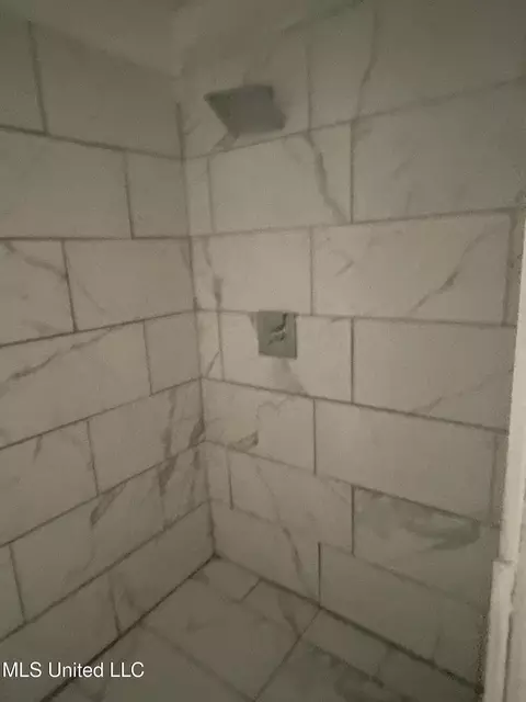 Bath - 2826 Donaldson Dr, Jackson, MS 39212 photo 5 of 5