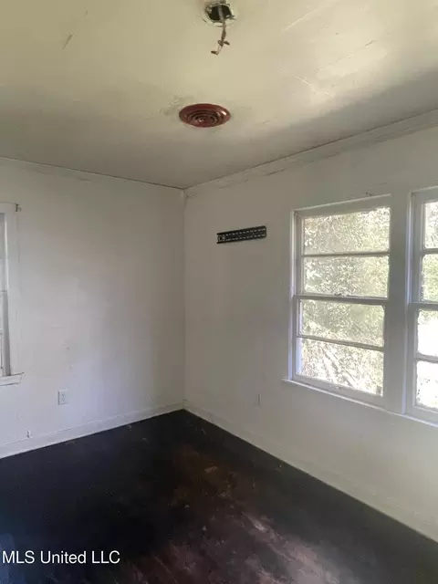 Bedroom - 2826 Donaldson Dr, Jackson, MS 39212 photo 3 of 3