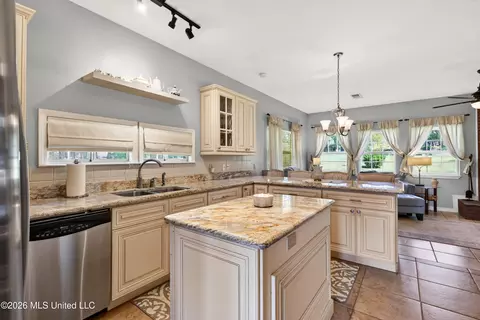 Kitchen - 56113 E Diamondhead Dr, Diamondhead, MS 39525 photo 2 of 4