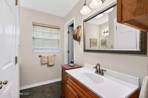 Bath - 56113 E Diamondhead Dr, Diamondhead, MS 39525 photo 2 of 5