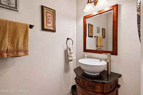 Bath - 56113 E Diamondhead Dr, Diamondhead, MS 39525 photo 1 of 5