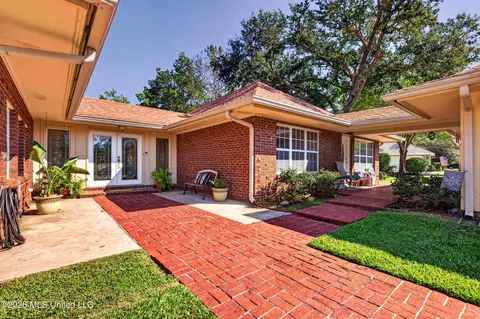 Exterior - 56113 E Diamondhead Dr, Diamondhead, MS 39525 photo 4 of 15